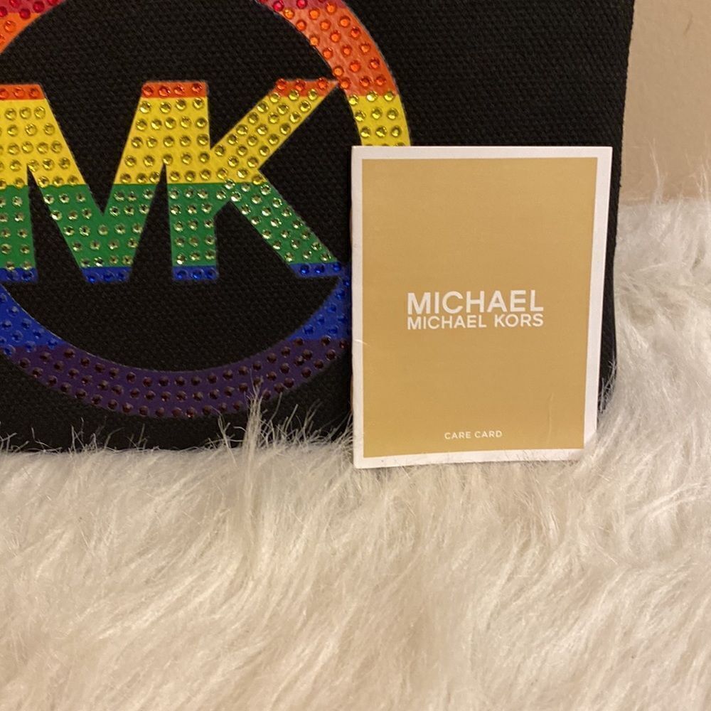 🌈NWOT Michael Kors Jet Set Zip Clutch Wristlet🌈 - Picture 6 of 8